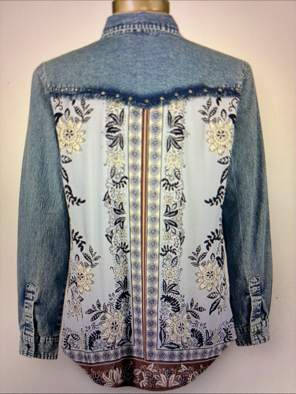 🆕Denim-Back Panel Floral Blouse